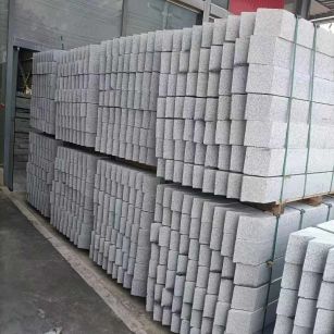 中卫芝麻白树围石 树池