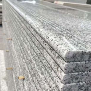 中卫芝麻白楼梯踏步 花岗岩楼梯板材