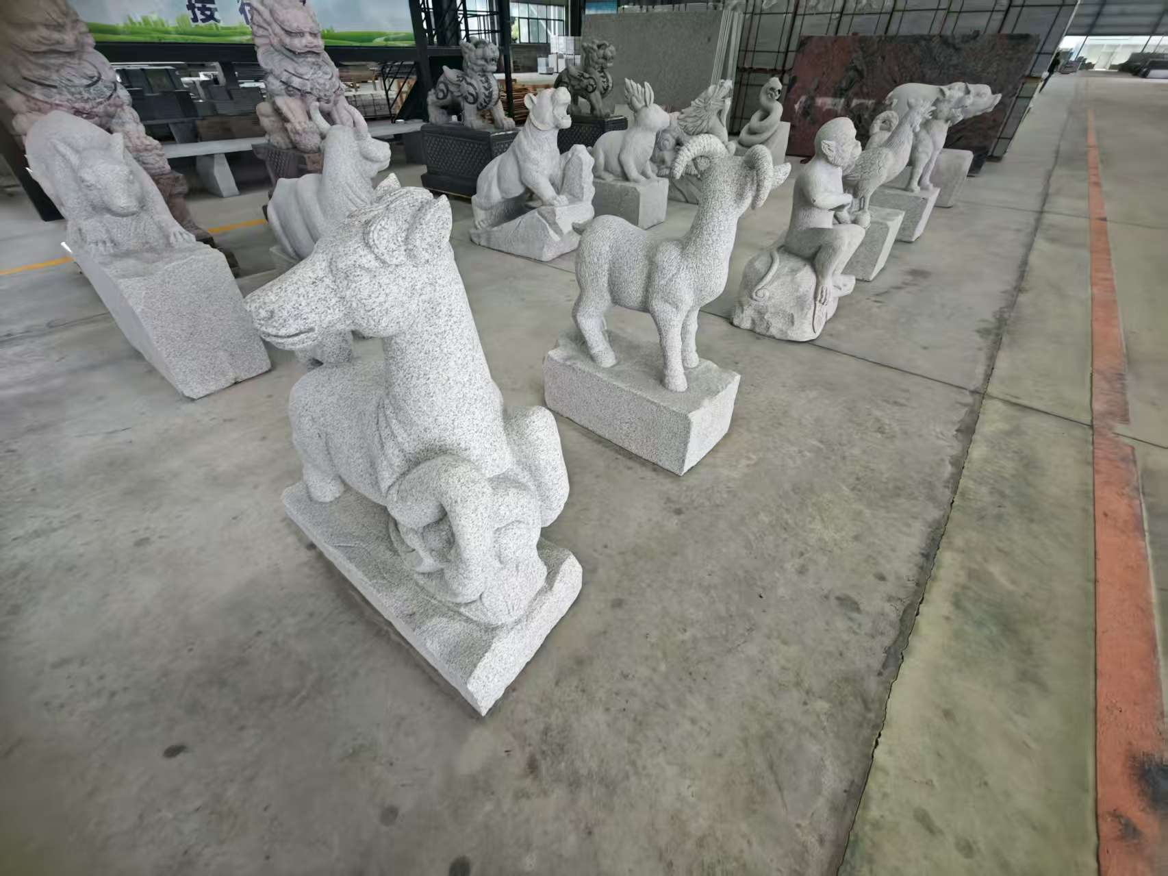 中卫芝麻白雕刻 十二生肖 异形雕刻