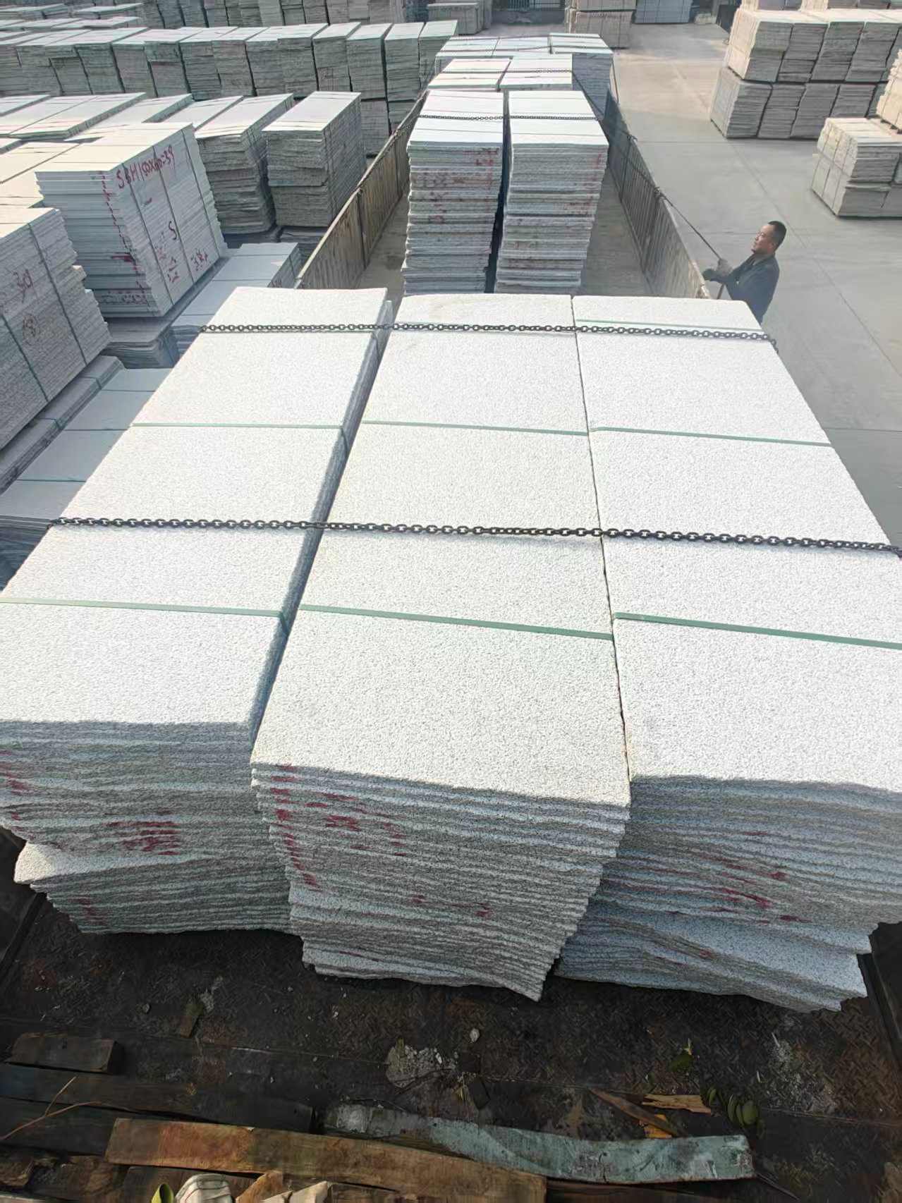 中卫芝麻白毛板，石材毛板