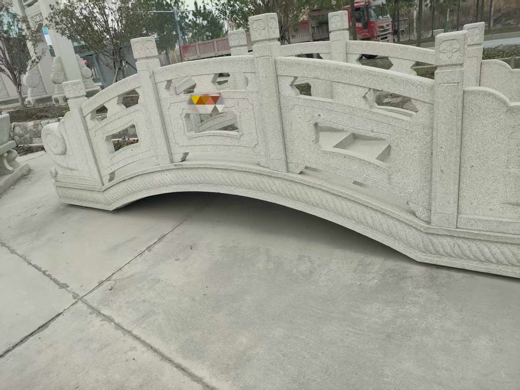 中卫芝麻白拱桥，石桥