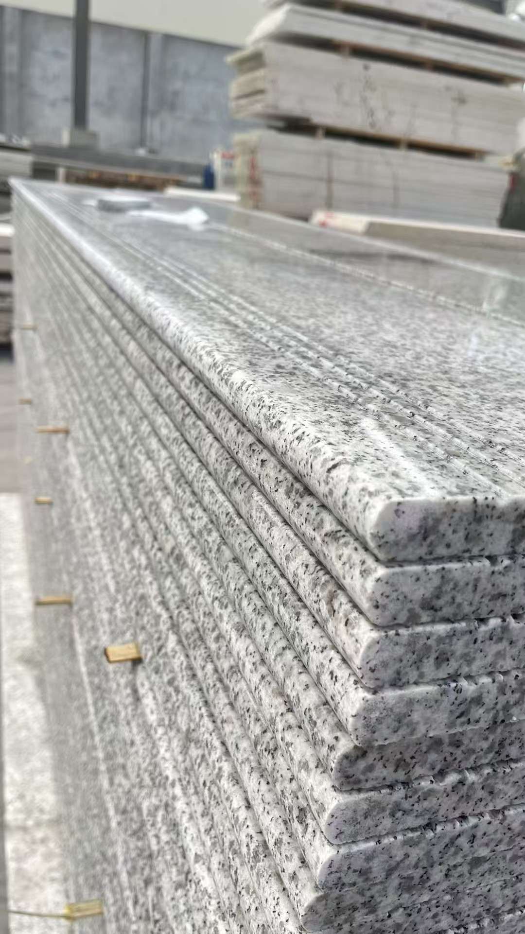 中卫芝麻白楼梯踏步 花岗岩楼梯板材