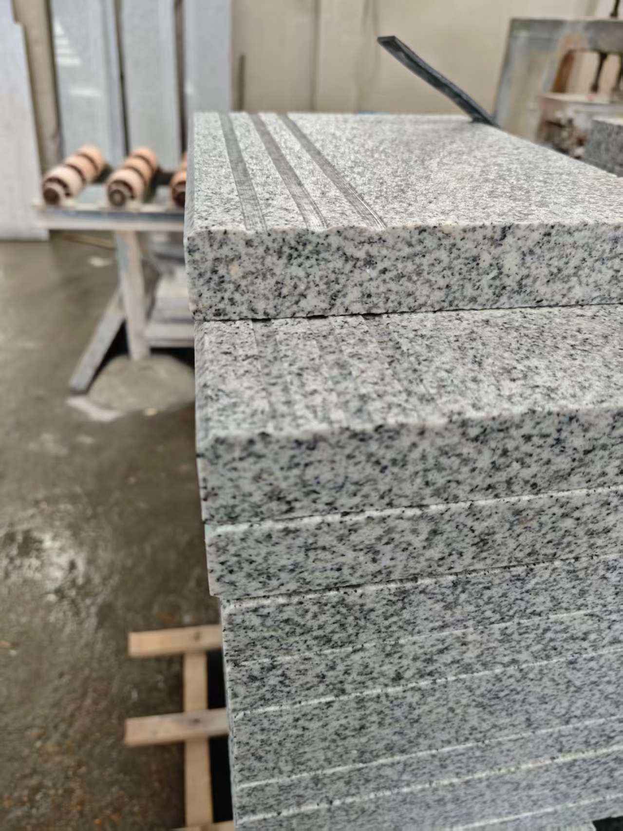 中卫芝麻白楼梯踏步