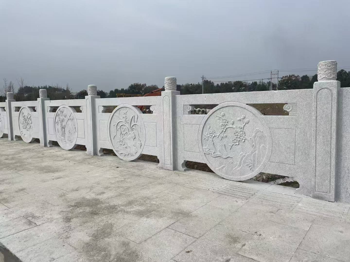 中卫芝麻白河道栏杆 石材栏杆